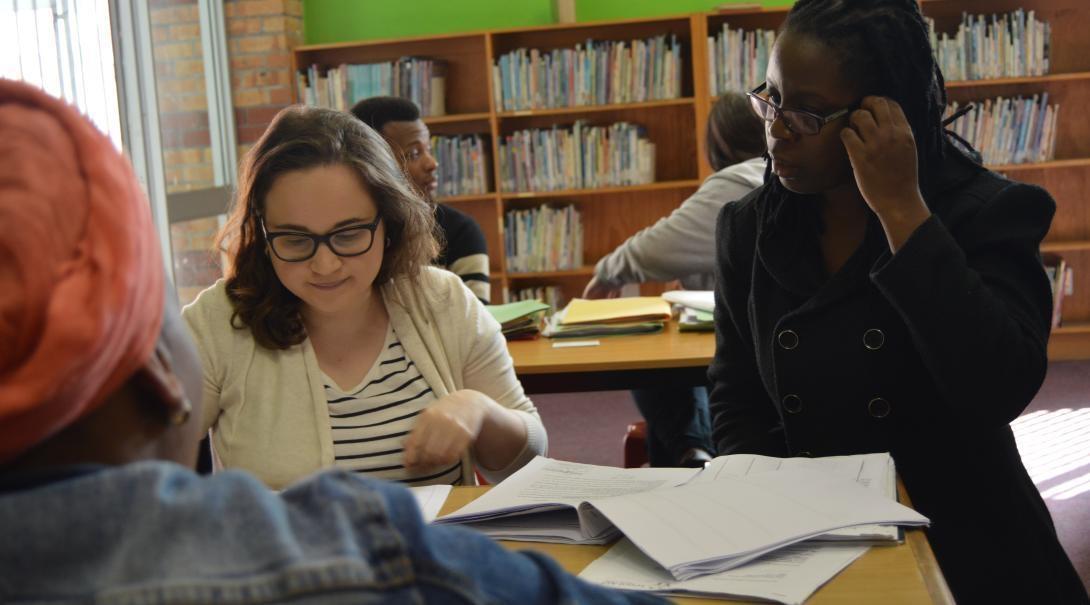 An intern abroad participates in a legal clinic with the help of a lawyer in Cape Town, South Africa.